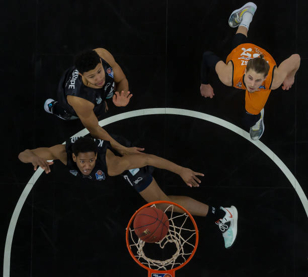 的舞台上 的舞台上