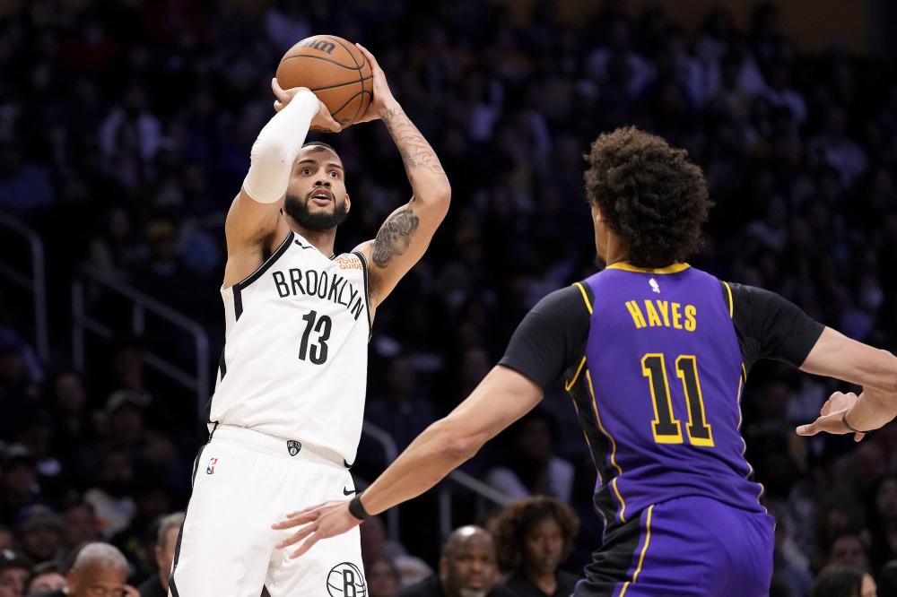 受巨大考验 受巨大考验