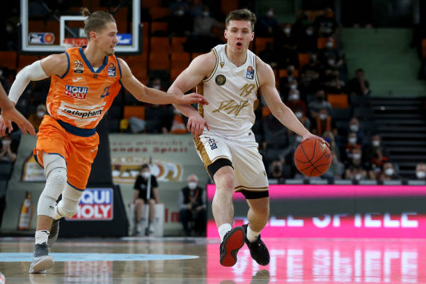 员组成的阵 员组成的阵