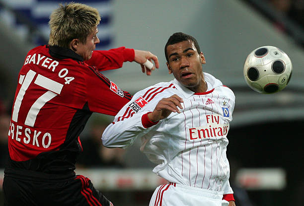 并配文称 并配文称