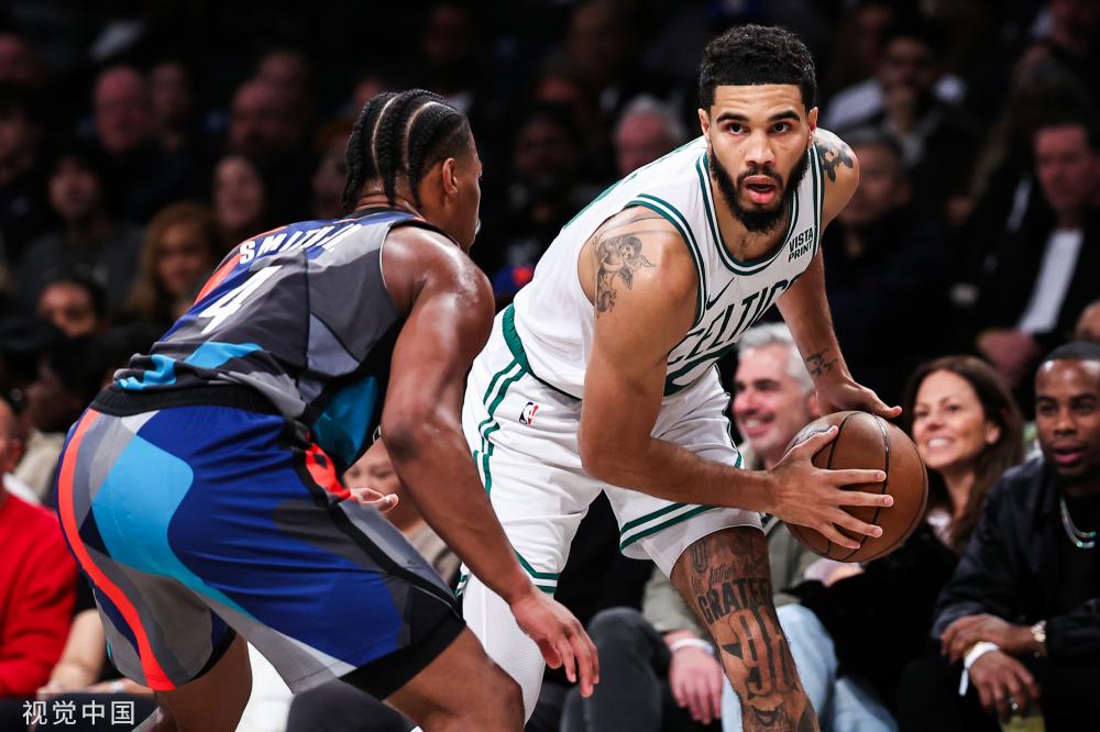 届赛事的选 届赛事的选