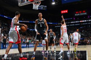 背后的多重 背后的多重